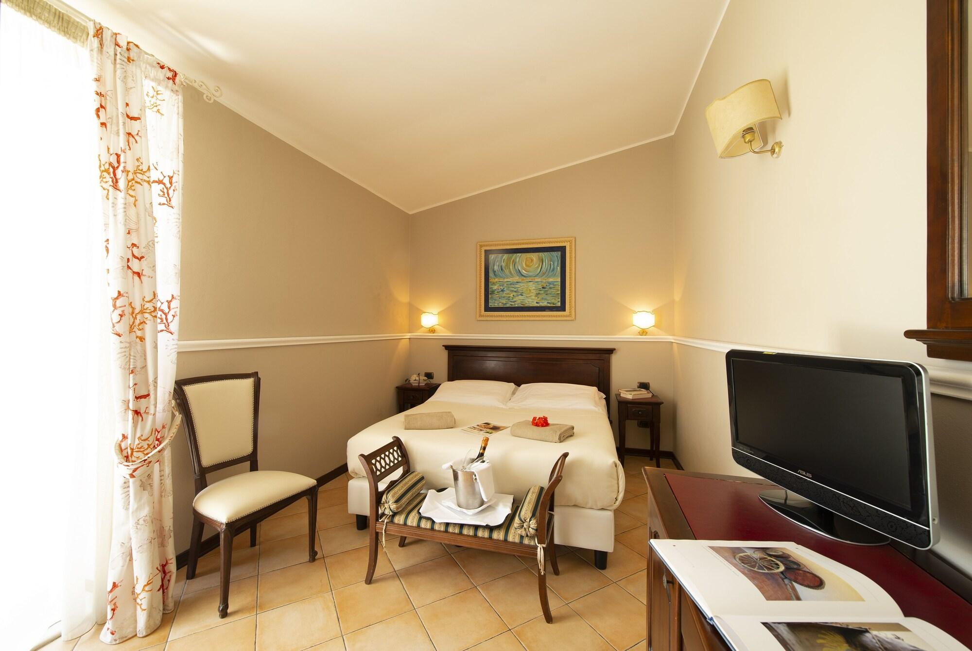 Charme Hotel Villa Principe Fitalia Фануза Экстерьер фото