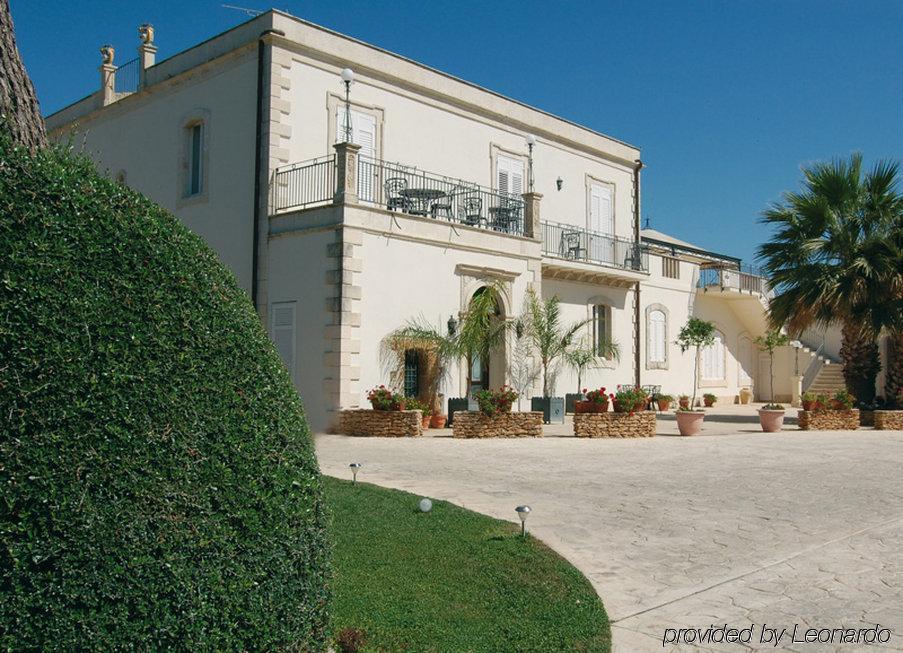 Charme Hotel Villa Principe Fitalia Фануза Экстерьер фото